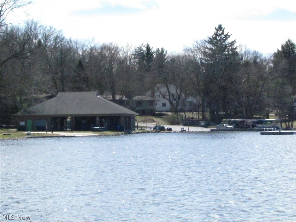 Twin Lakes - Residential