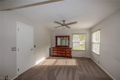 Tiny photo for 39 Periwinkle Drive, Olmsted Township, OH 44138 (MLS # 5247389)