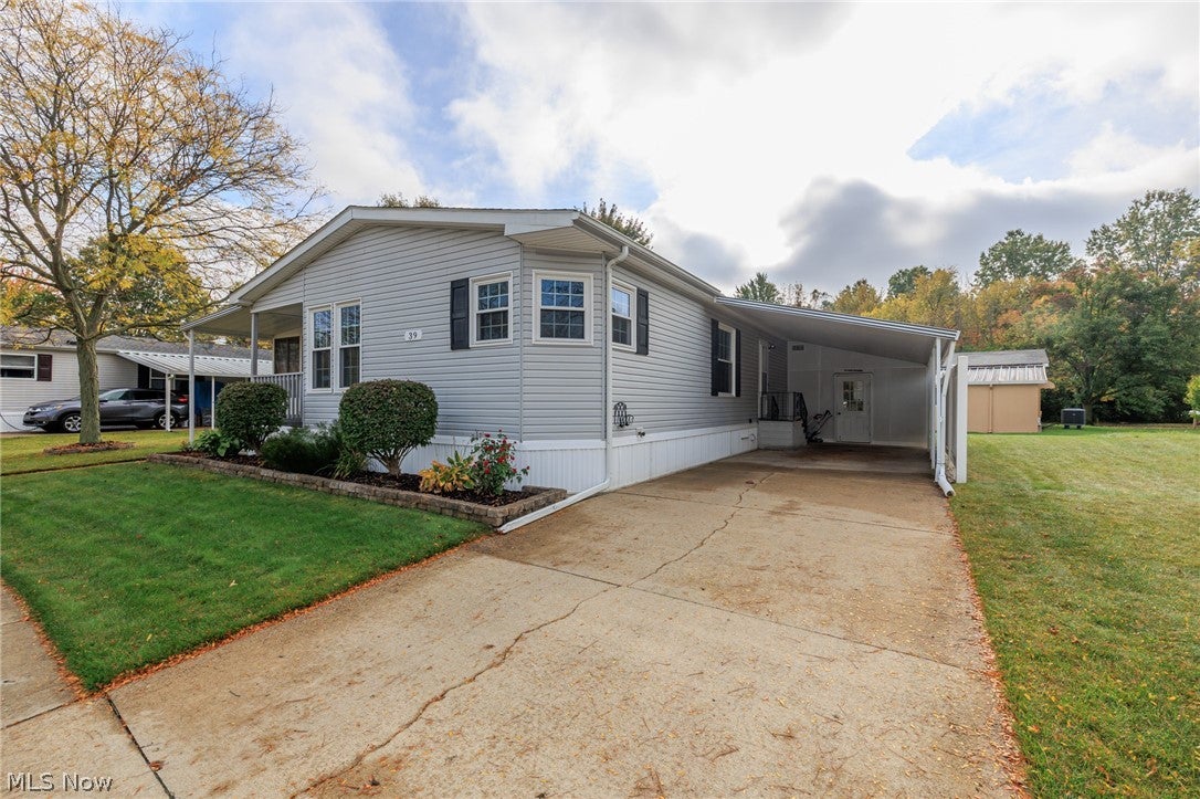 39 Periwinkle Drive