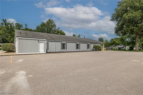 Tiny photo for 39 Periwinkle Drive, Olmsted Township, OH 44138 (MLS # 5247389)