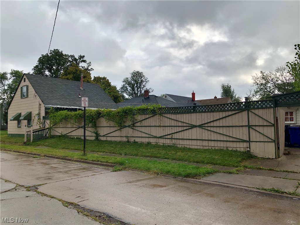 Van Deboe-Hagers Homeway - Residential