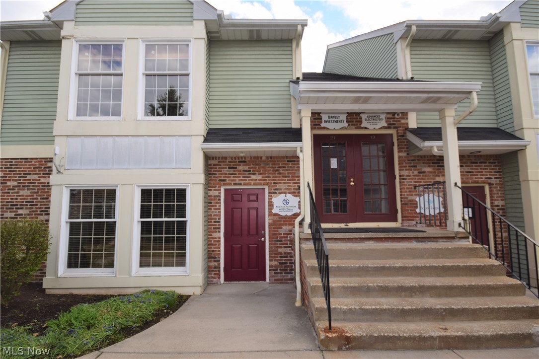Welcome to 4466 Darrow Road #21, a commercial property located in Stow! This space could be utilized by a variety of different businesses. A spacious reception area greets you as you walk into the office. There is a single, yet spacious, office to the left with large windows allowing lots of light to come in. To the right of the reception area, there is an extra large room with a convenient sink/counter area, access to the full bathroom (bathroom includes a shower!), and a utility closet. This room also has a gas fireplace and recessed lighting. Convenient storage room offers a spot to keep office materials out of the way. Don’t miss your chance to own this office space; it’s a fantastic investment opportunity!