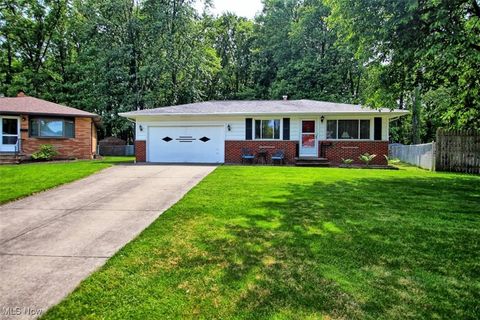 4504 Oak Circle, North Olmsted, OH 44070 - #: 5127656