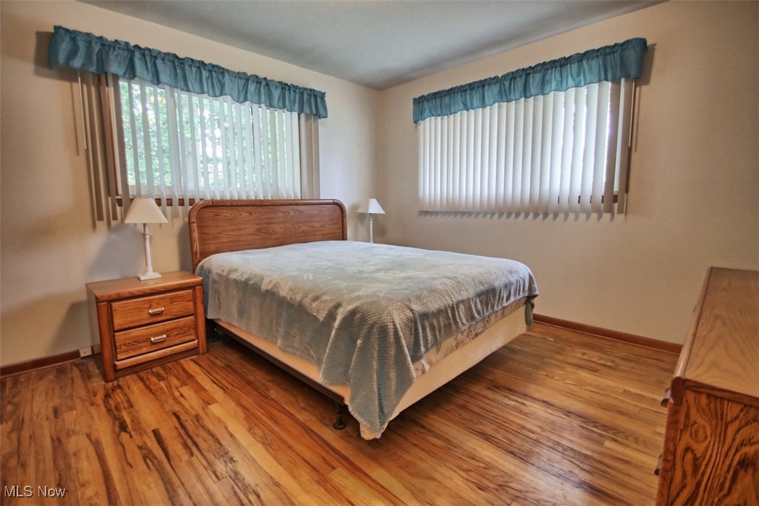4504 Oak Circle, North Olmsted, Ohio image 10