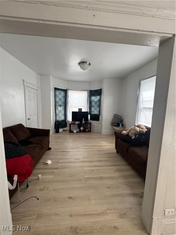 James M Hoyts Sub - Residential Income