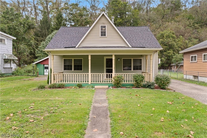 Photo 1 of 17 — 4968 State Route 150, Dillonvale, OH 43917