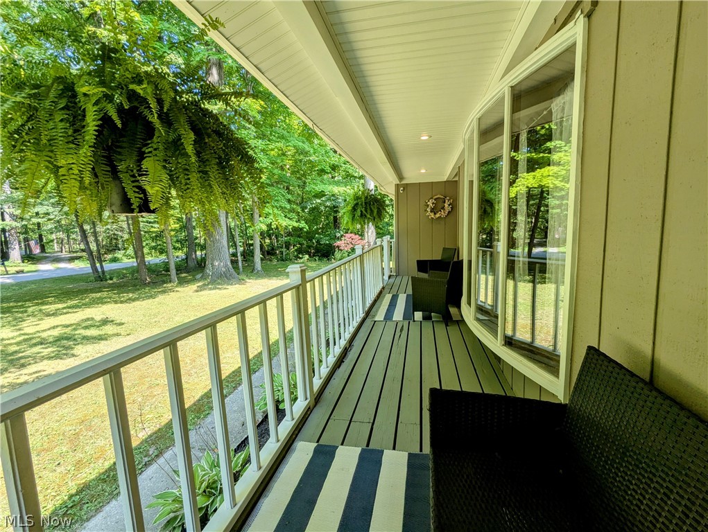 907 Circlewood Drive
