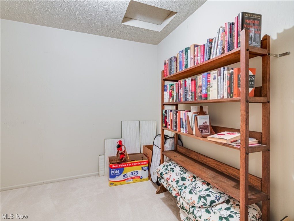 Shady Hollow Condo - Residential