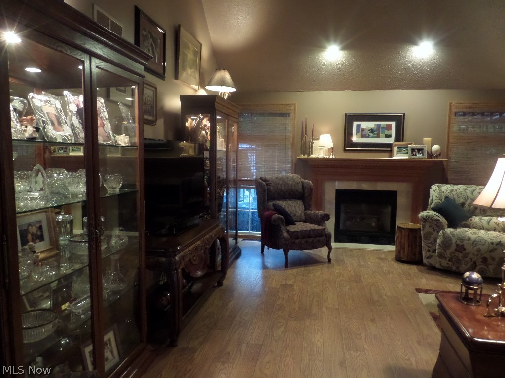 Hidden Lakes Dev 03 - Residential