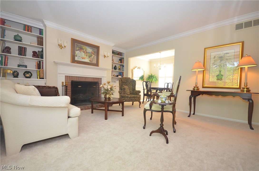 English Oaks Condo - Residential