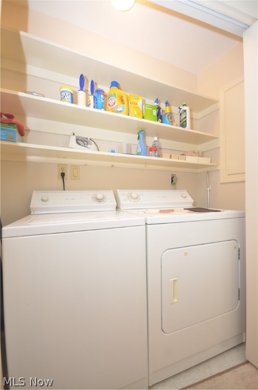 English Oaks Condo - Residential