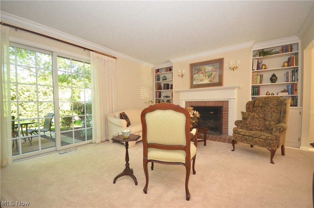 English Oaks Condo - Residential