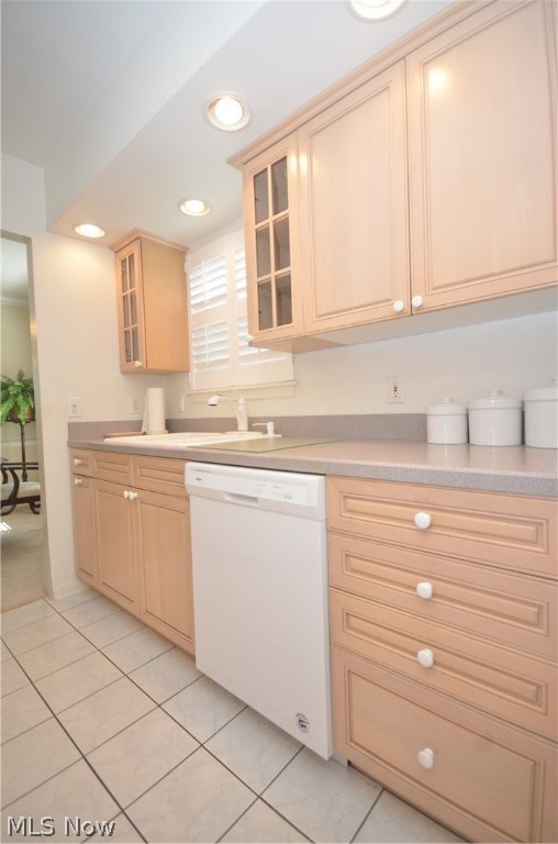 English Oaks Condo - Residential