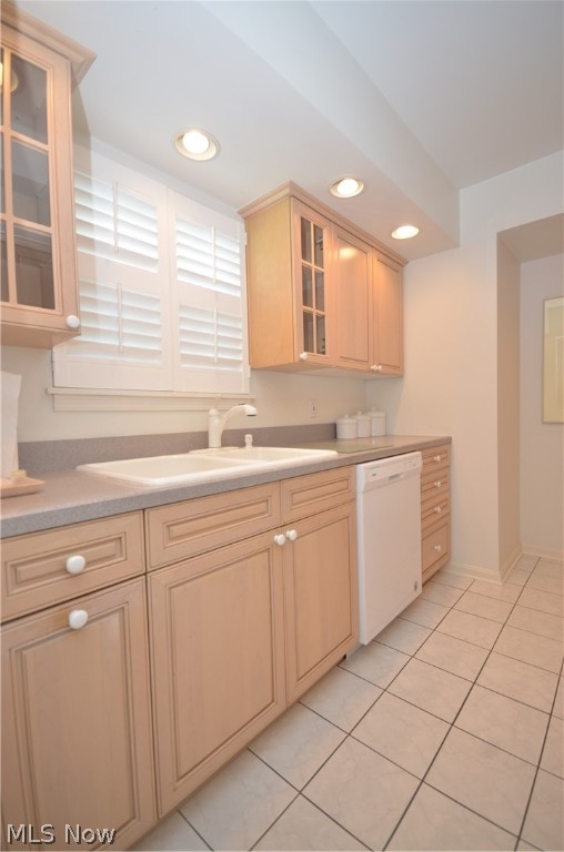 English Oaks Condo - Residential