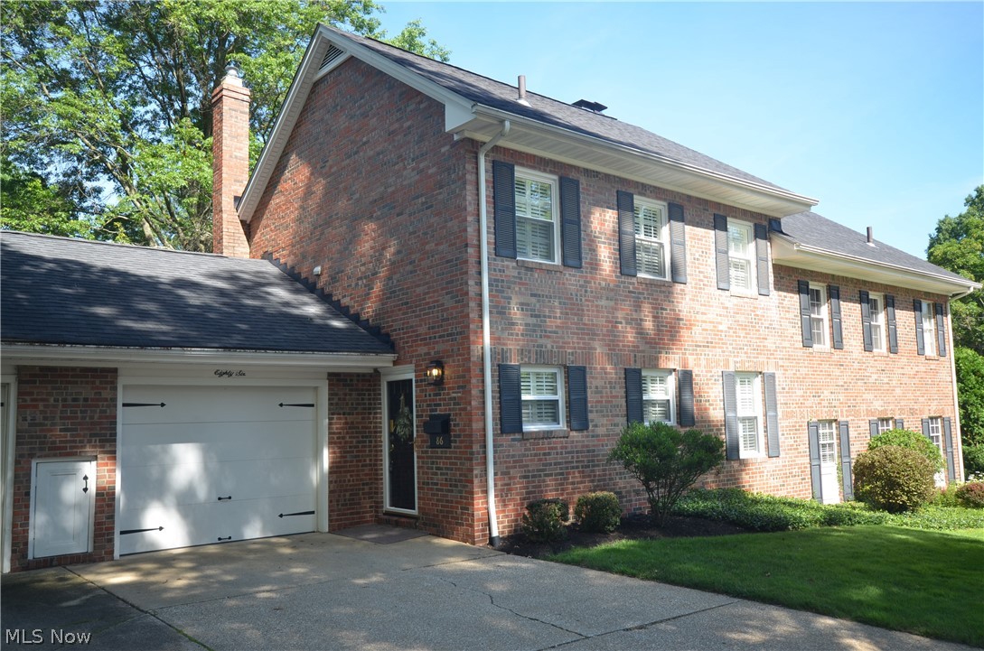 English Oaks Condo - Residential