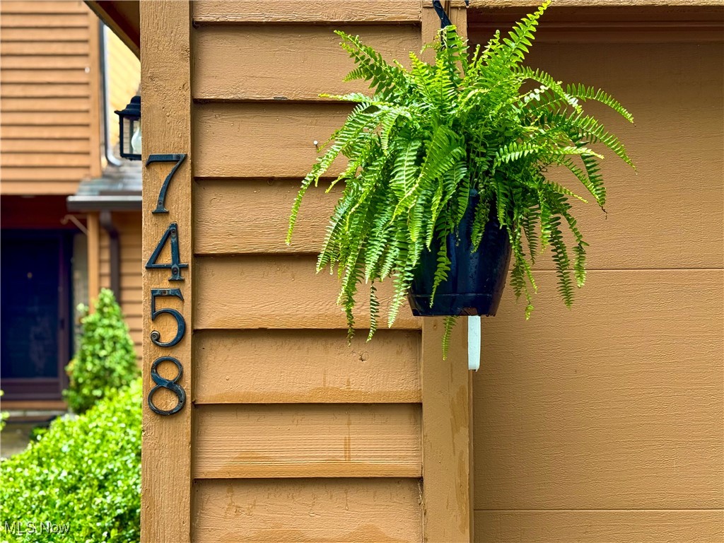 Hemlock Ridge Condo - Residential