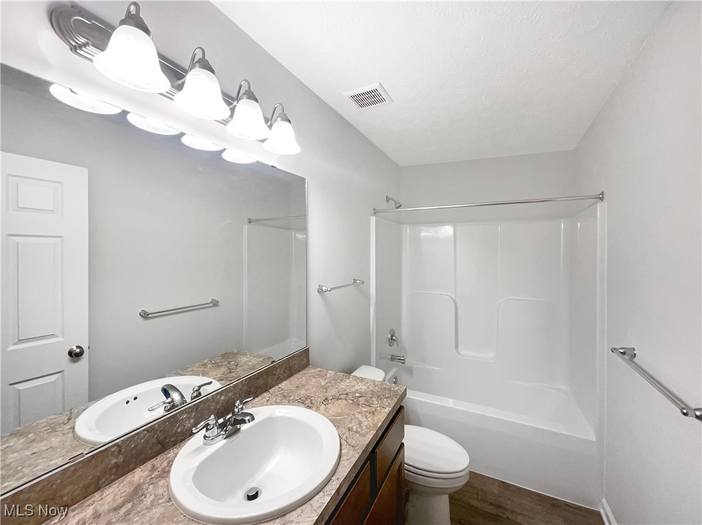 Enclave At Fieldstone Lakes Sub - Residential