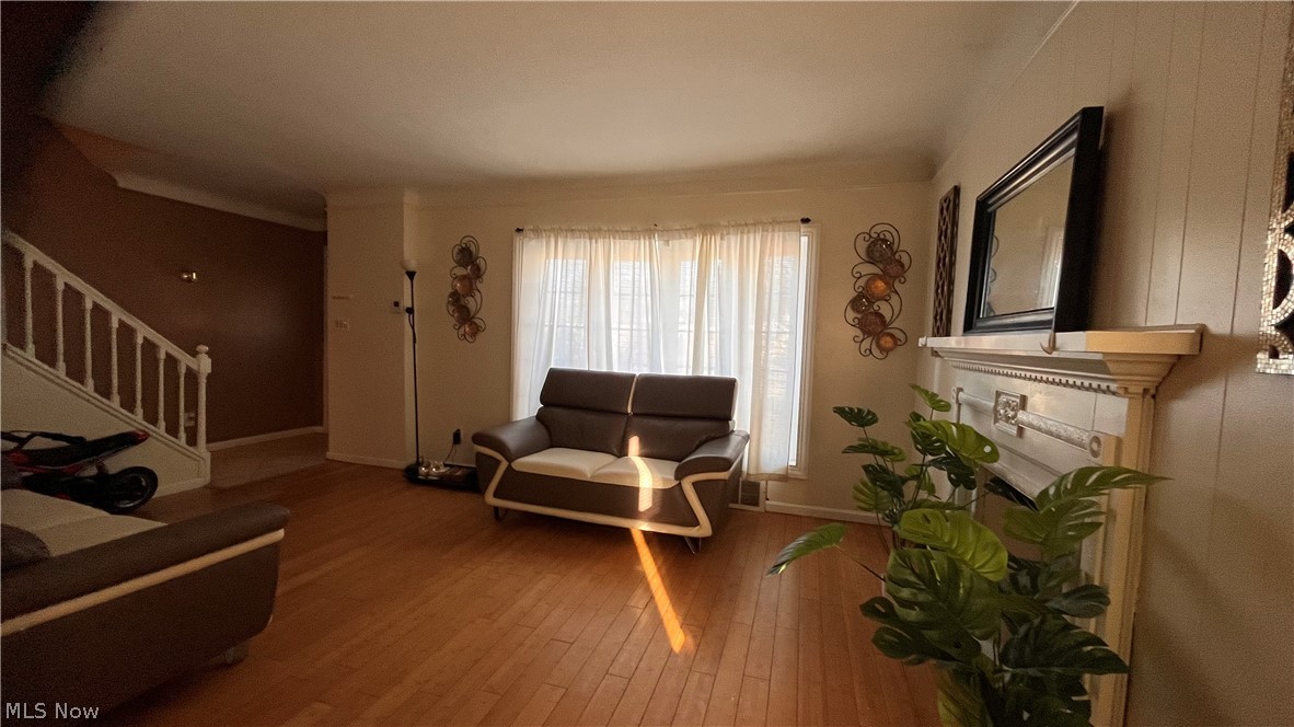 W H Trellings Broadfield - Residential