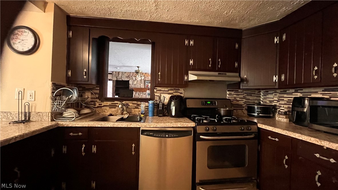 W H Trellings Broadfield - Residential