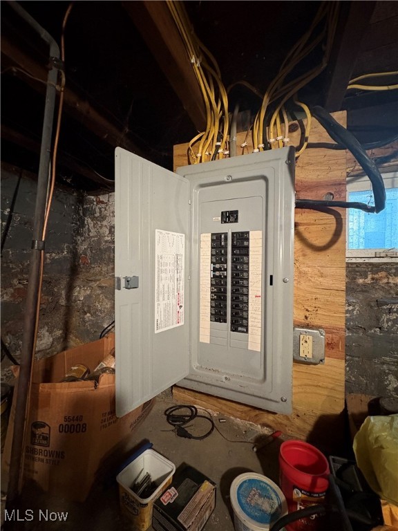 Connecticut Western Reserve - Residential