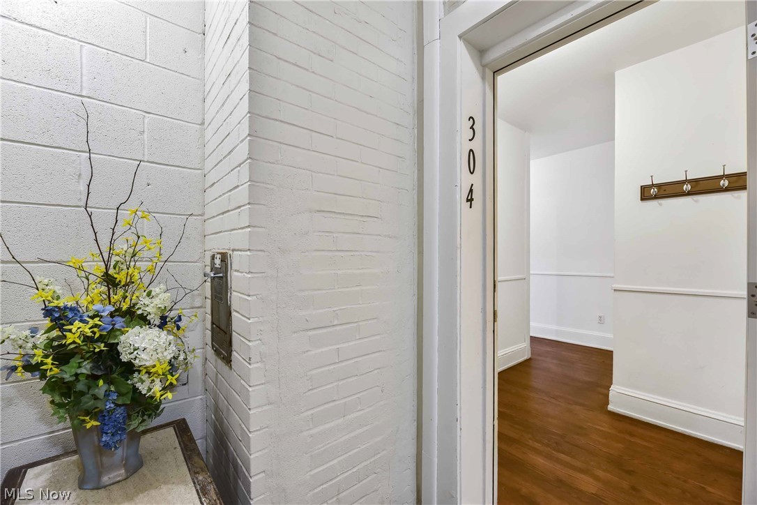 Henry Beach - Residential Lease