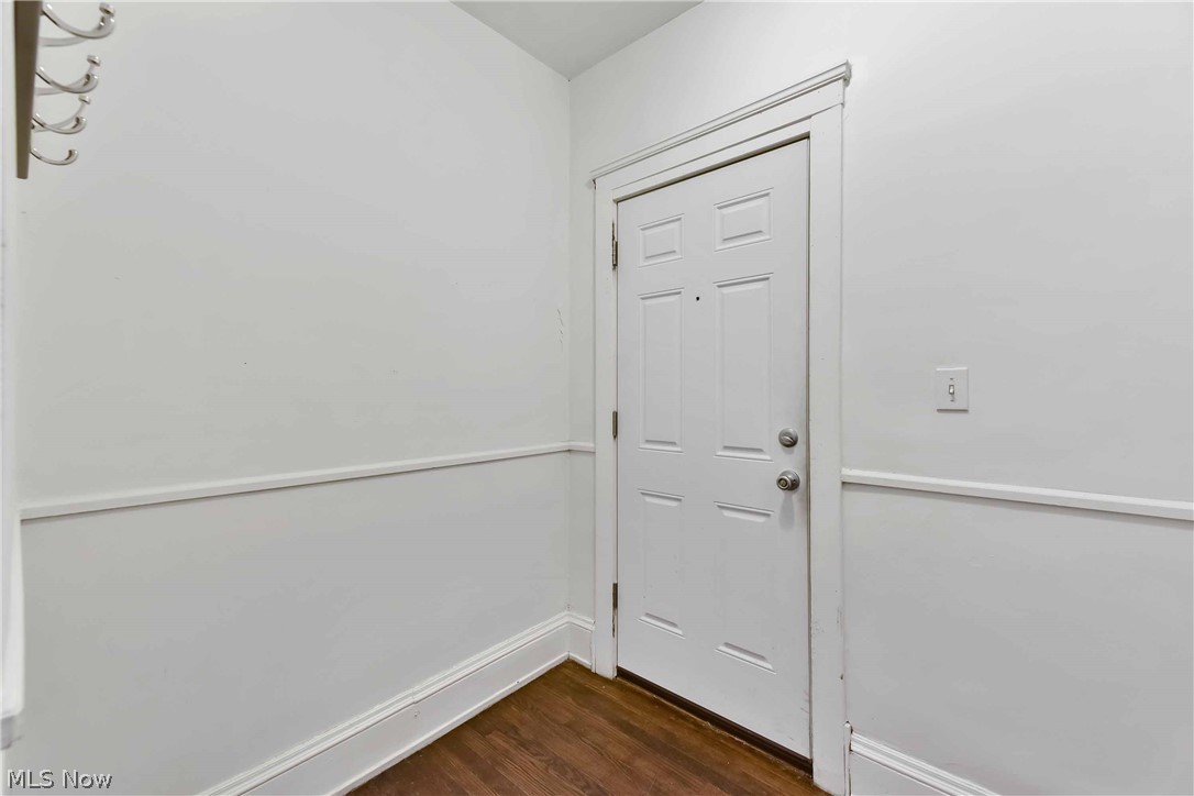 Henry Beach - Residential Lease