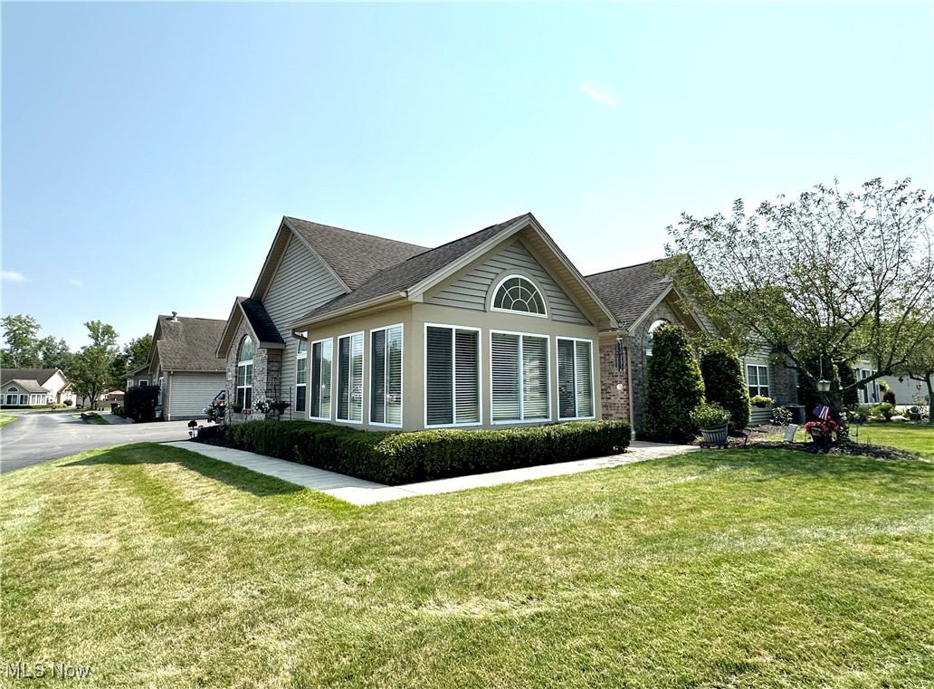 2304 Willow Brook Drive, Warren, Ohio image 35