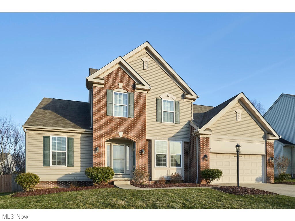 Ridgewood Falls - Residential