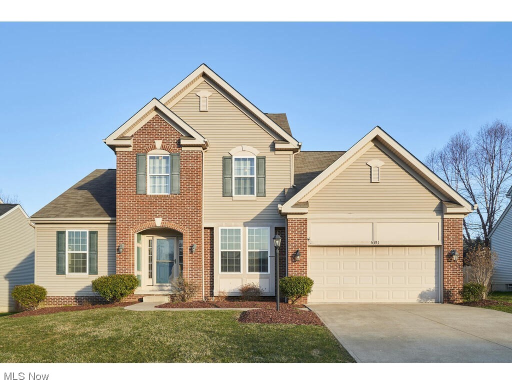 Ridgewood Falls - Residential