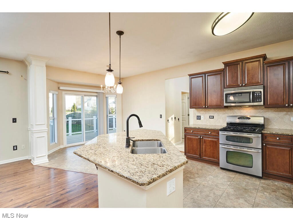 Ridgewood Falls - Residential