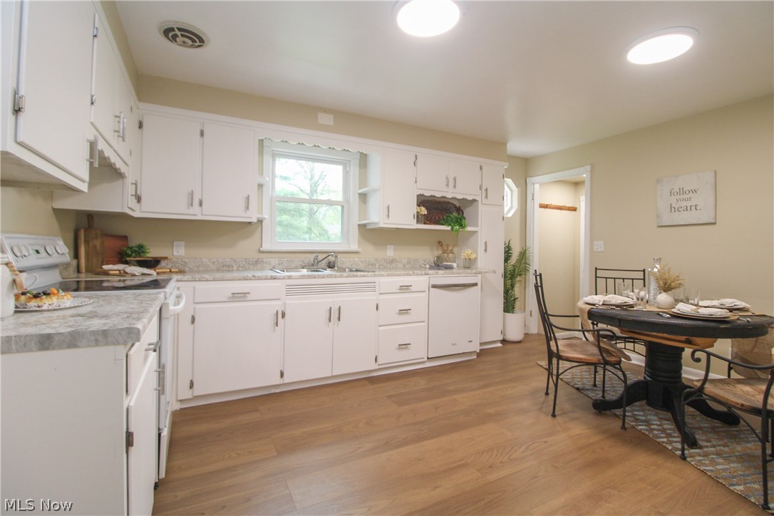 Kirkland Wood 14 - Residential