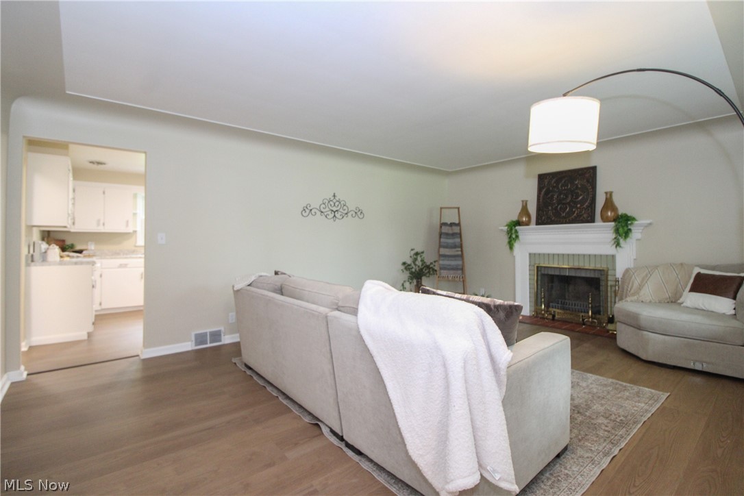 Kirkland Wood 14 - Residential