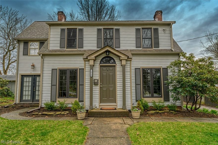 Charm and character abound in this 1920's era home, located on a quiet street in a very desirable Stow neighborhood.  First floor rooms are spacious with tall ceilings, and numerous windows allow for plenty of sunlight.  Beautiful hardwood floors complement the charming characteristics of this lovely home.  The sunroom off the living room is currently used as an office.  The master bedroom upstairs features a walk-in closet; very unusual in a home of this age!  
Outside you will find a lovely shaded yard with covered patio; many mature trees provide both shade and beauty.  There is a privacy fence as well, and a charming detached garage completes the picture.  This home is ready to welcome you as its new owner!  Don't delay; schedule your showing today!