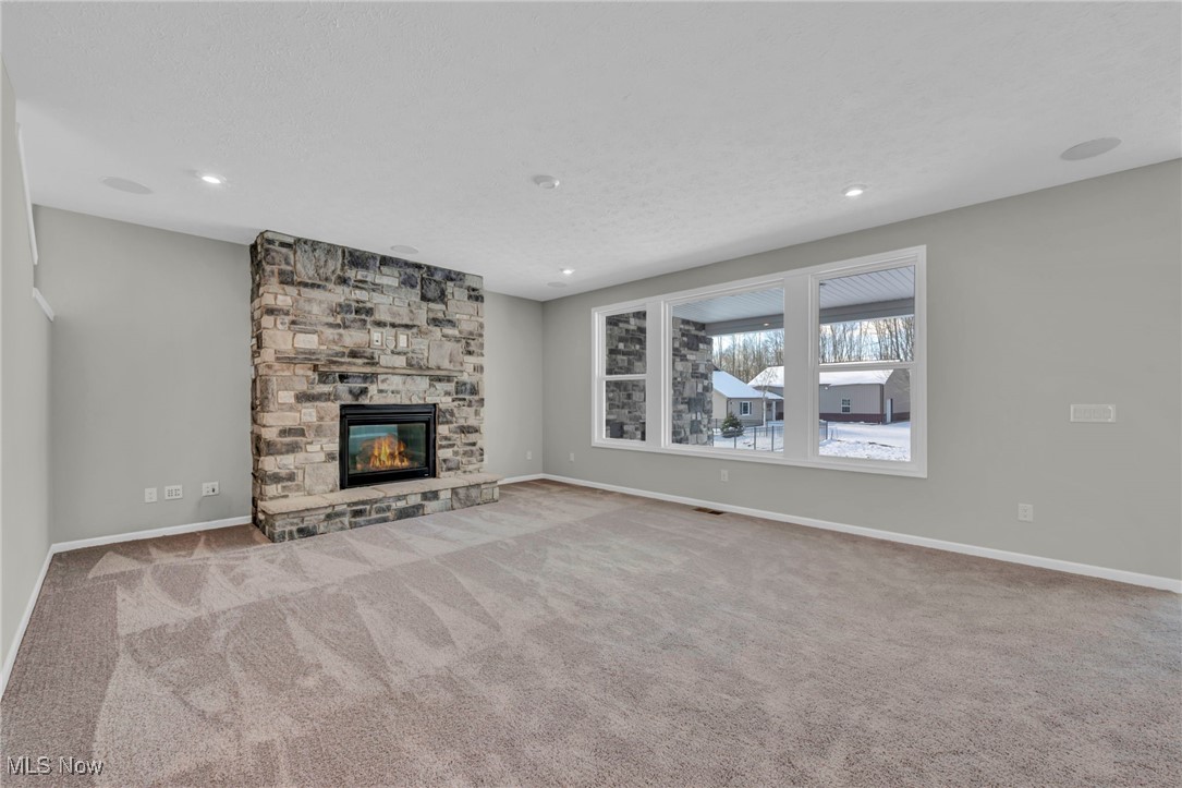 FIELDSTONE LANDING - Residential