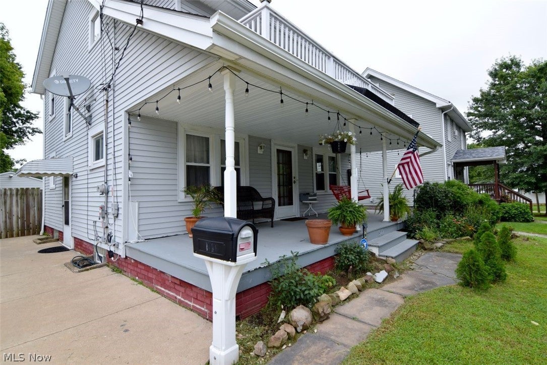 1922 Spring Road