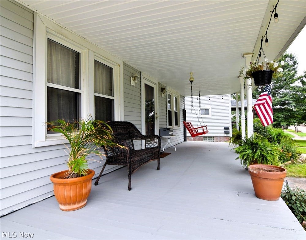 1922 Spring Road