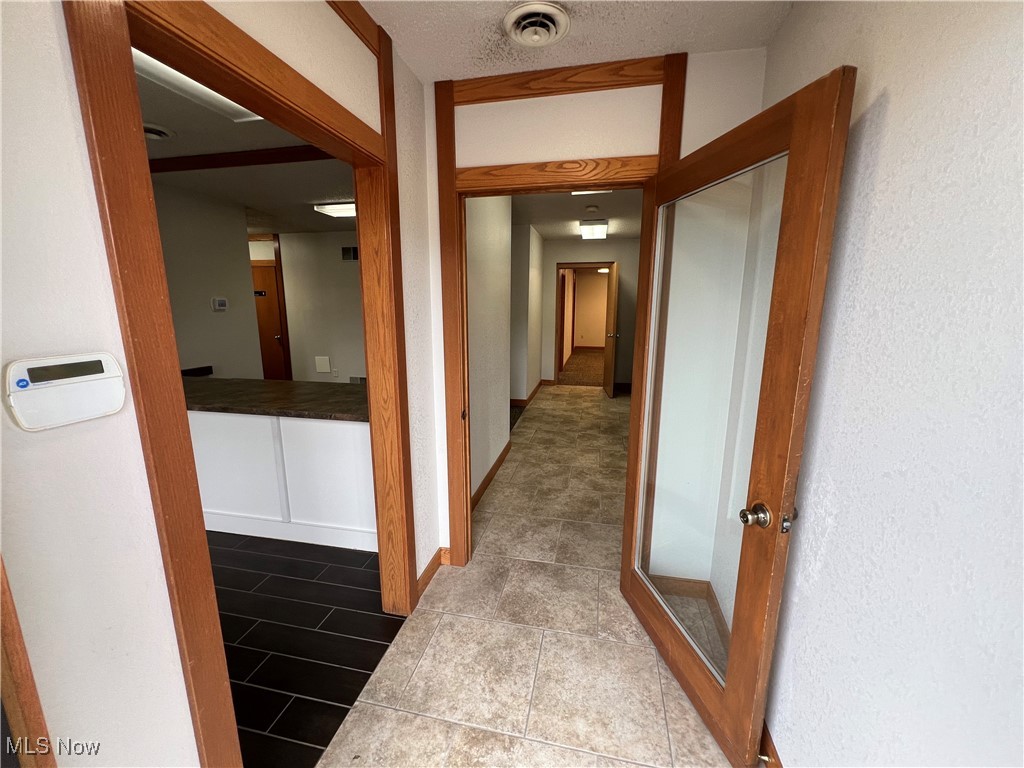 D D Davis 03 - Commercial Lease