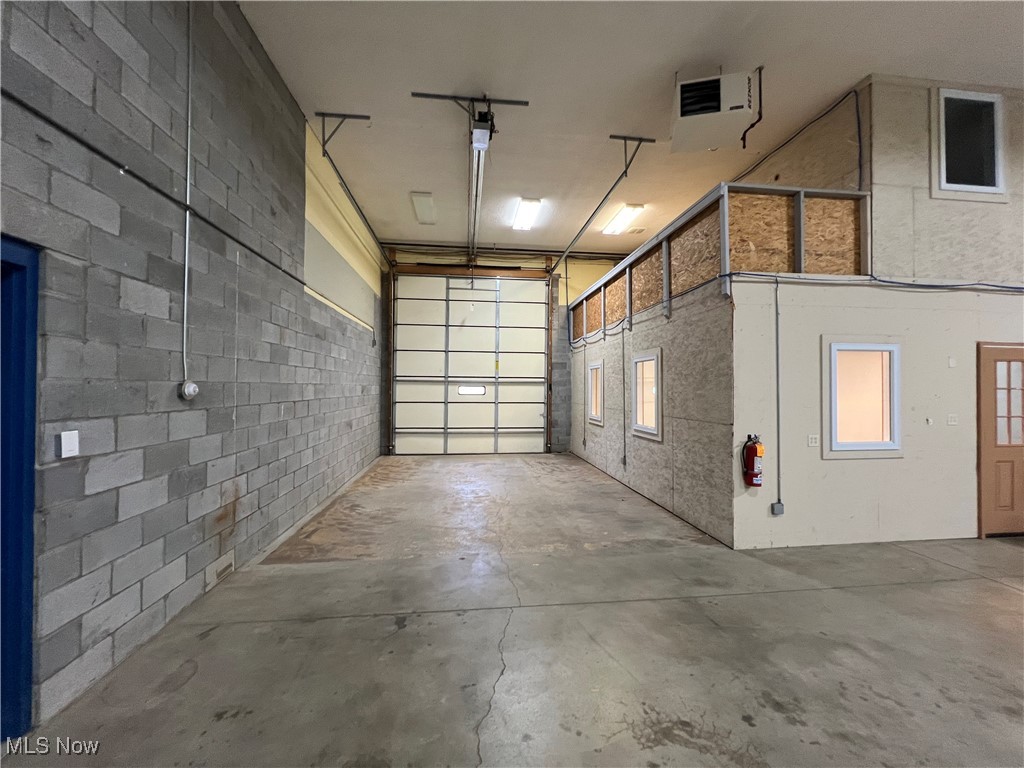 D D Davis 03 - Commercial Lease