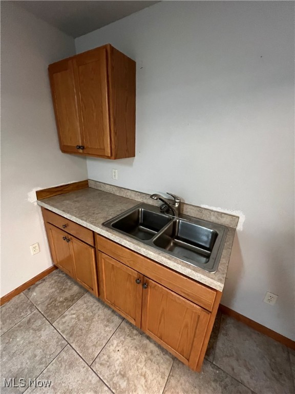 D D Davis 03 - Commercial Lease