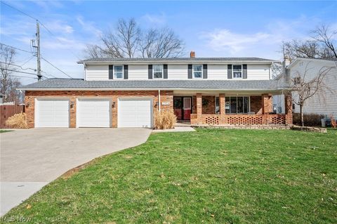 27974 Sanders Lane North Olmsted OH 44070