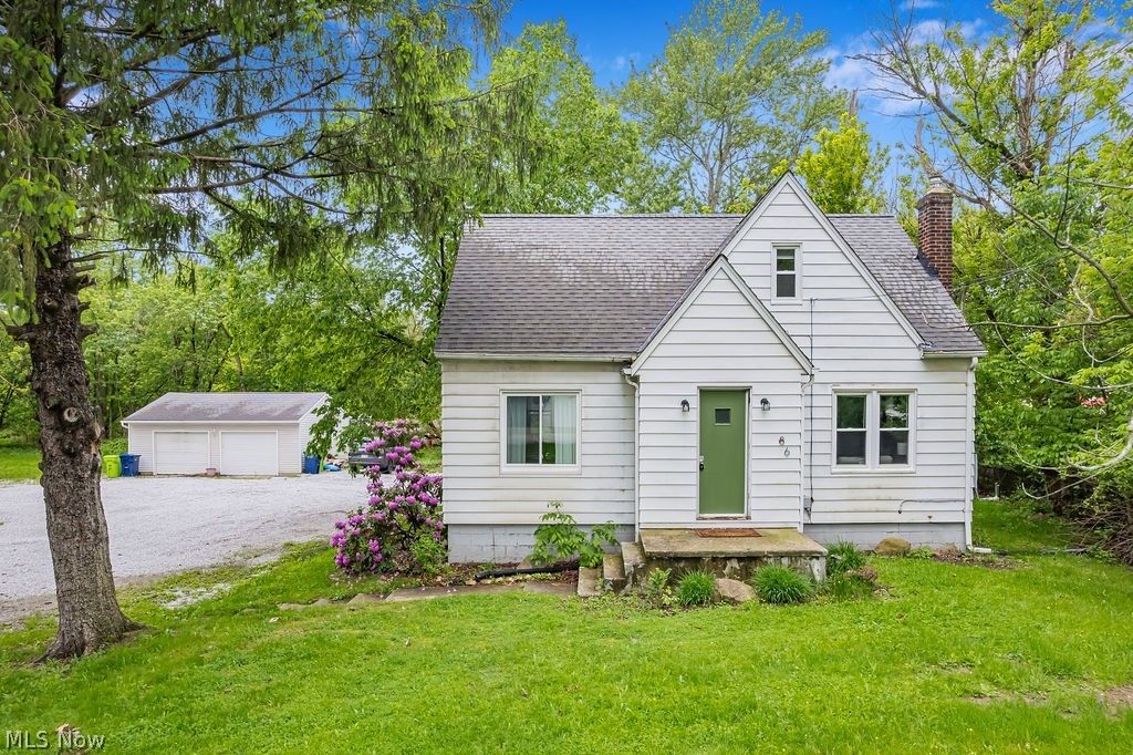 Photo of 86 Southeast Avenue, Tallmadge, OH 44278 (MLS # 5213070)