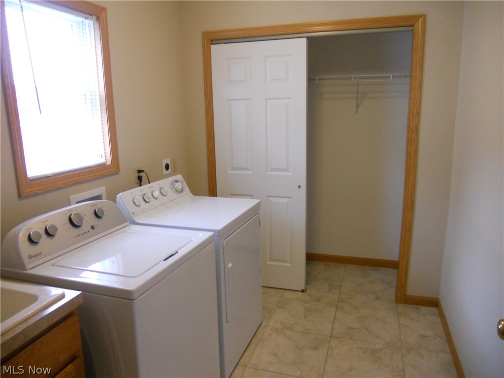 Stonebridge Condo Ph 06 - Residential