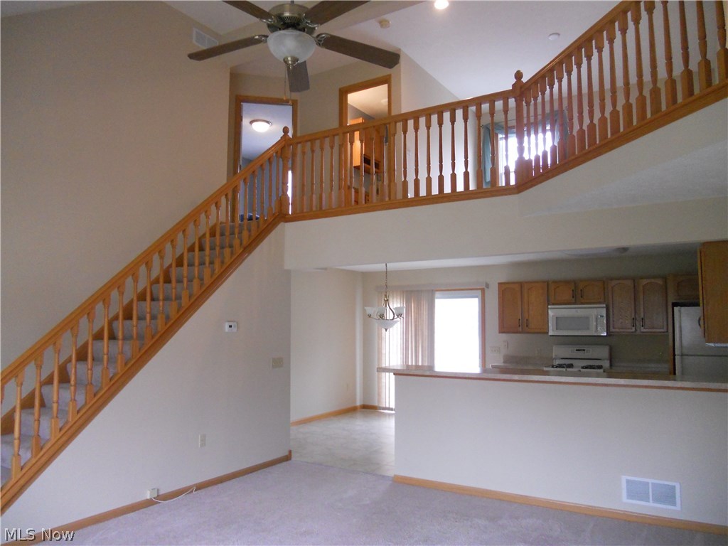 Stonebridge Condo Ph 06 - Residential