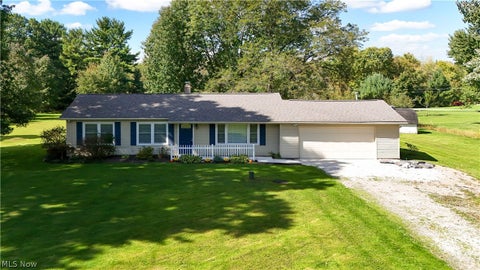 Homes For Sale - 295 Cambridge Drive<br/> Aurora, OH 44202