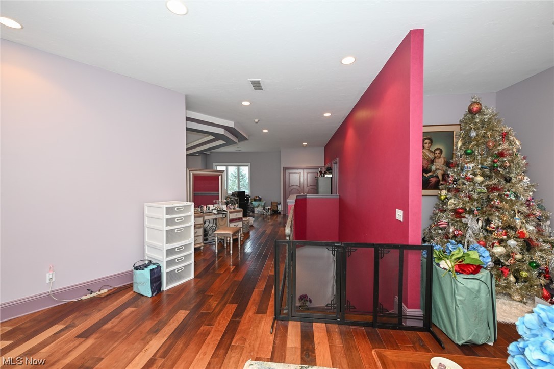 Summit - Residential