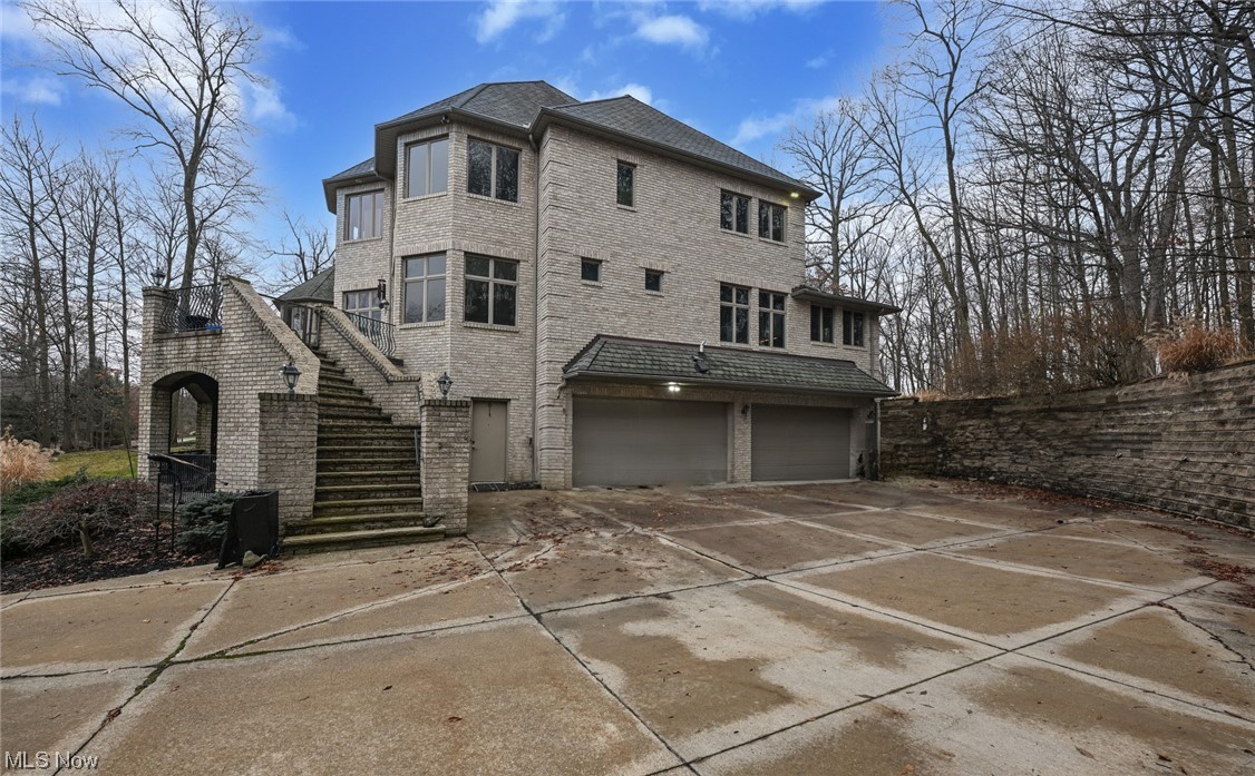 Summit - Residential