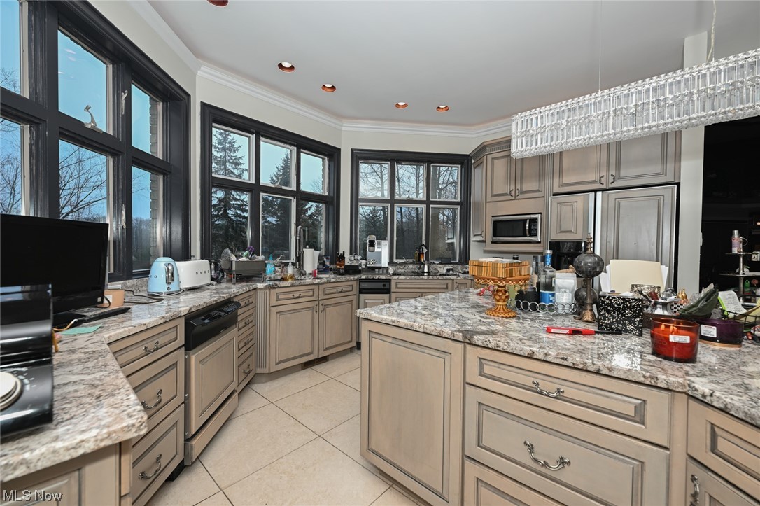 Summit - Residential