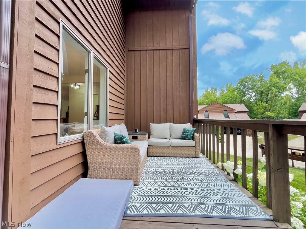 The Woods At Lake Medina - Residential