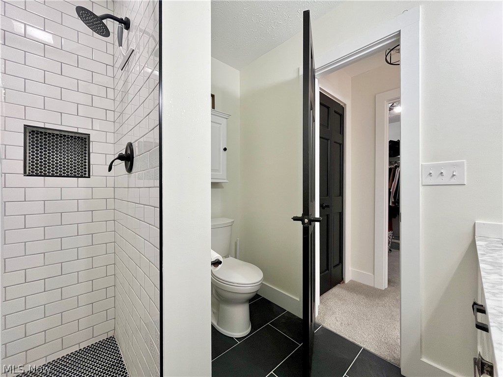 The Woods At Lake Medina - Residential