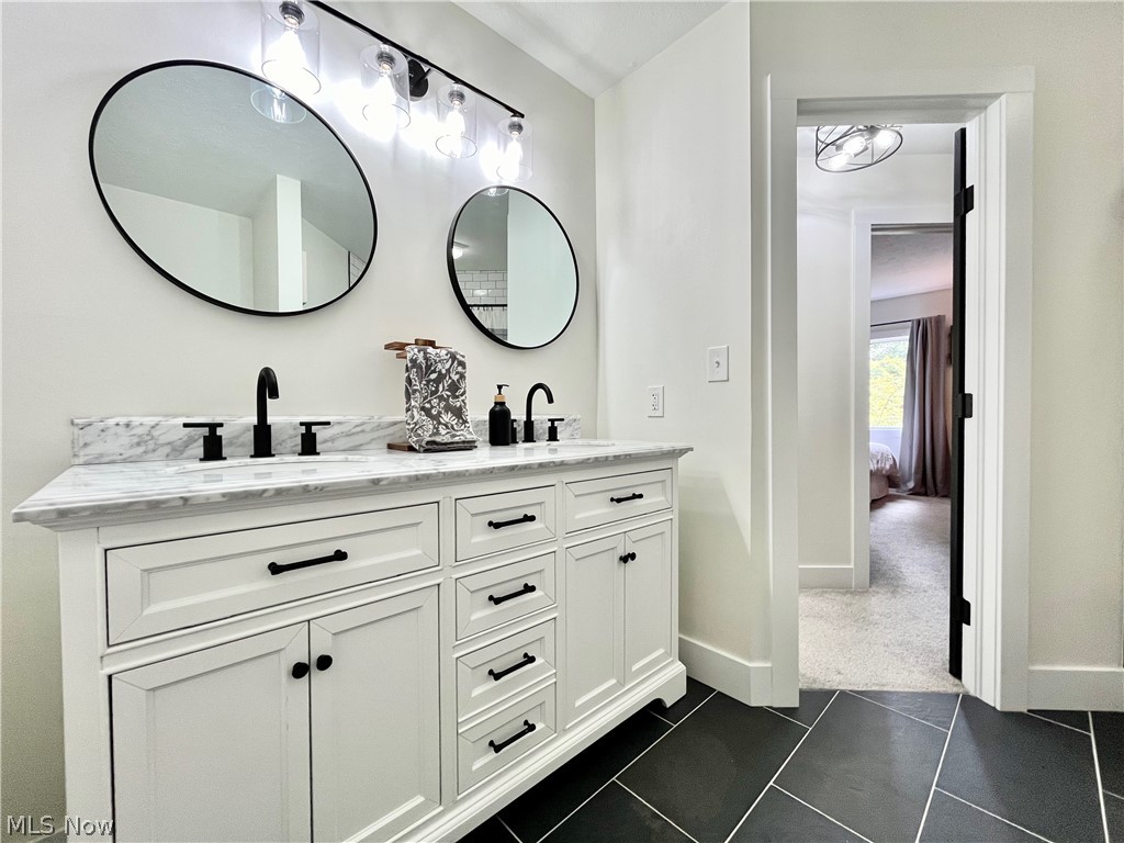 The Woods At Lake Medina - Residential